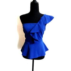 ONE SHOULDER SLVLS KNIT TOP WITH RUFFLE DETAIL